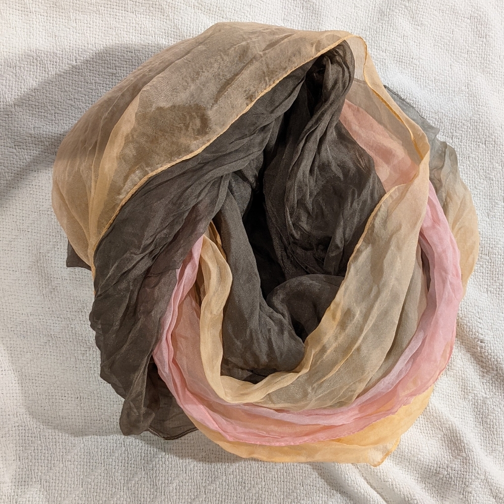 Soft and Breezy 💯% Silk Scarf